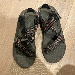 men's chaco sandals w/ grey + orange straps - size 11